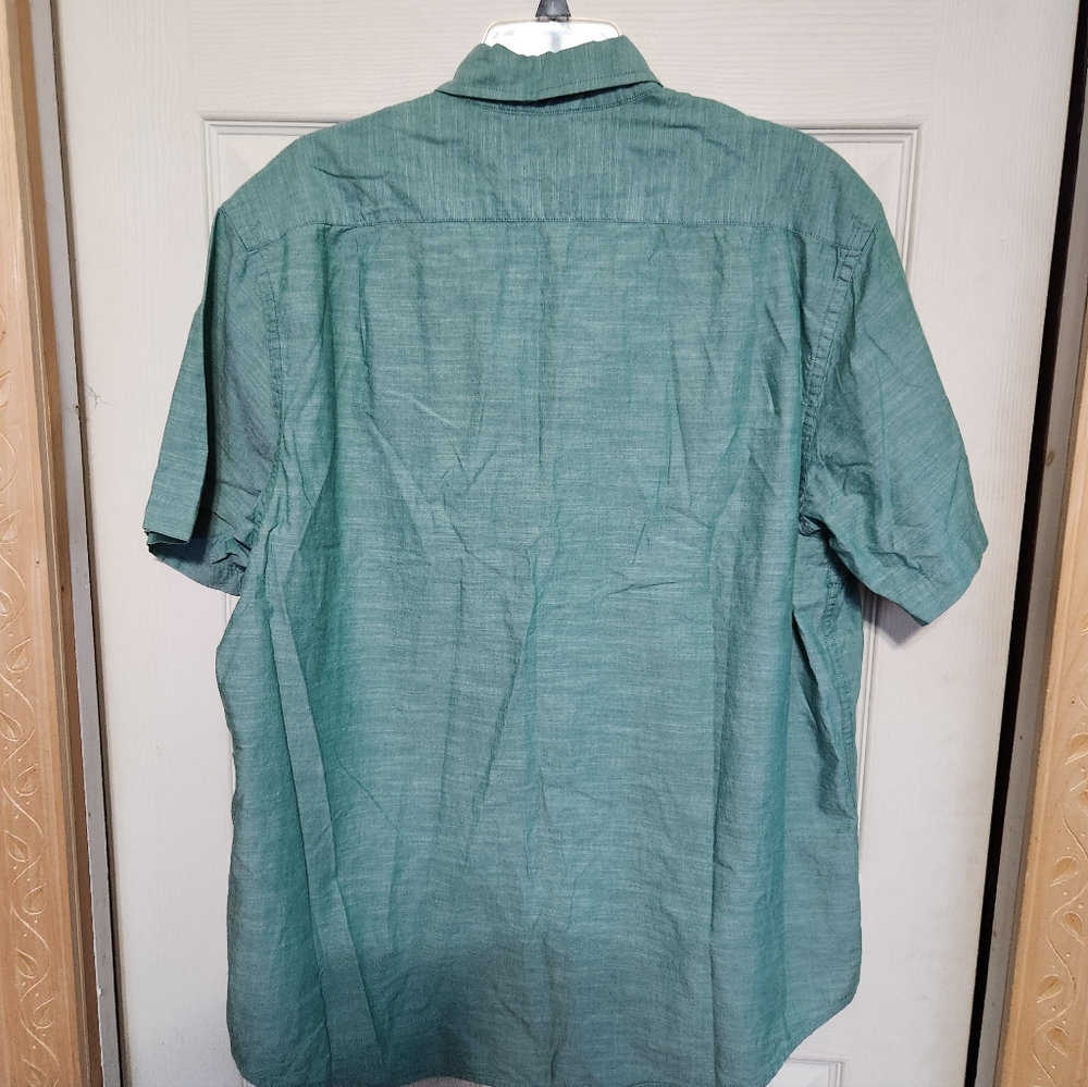 Izod Men's Teal Casual Button Down Shirt - Picture 6 of 9